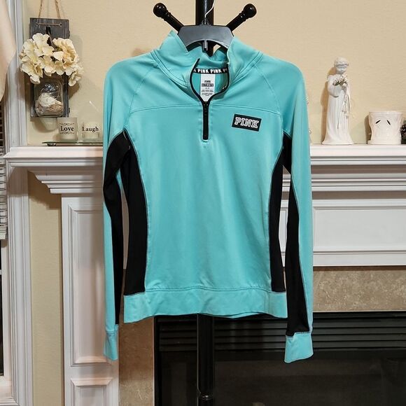 PINK Pullover - Picture 1 of 3